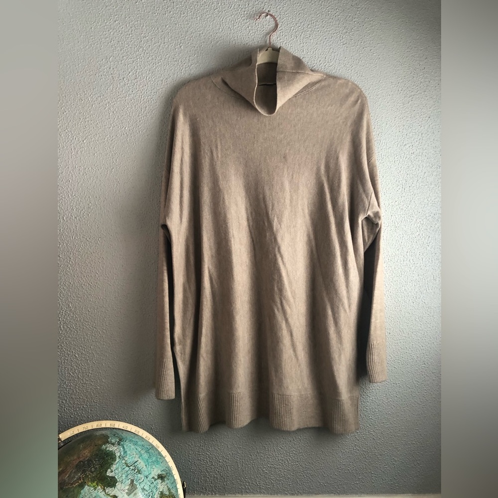 LOFT long sleeved tan trapeze turtleneck sweater